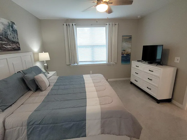 14563 Edgewater Cir — Photo 11