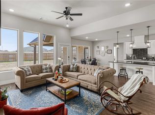 1650 Sunrise Cir, Centerton, AR 72719