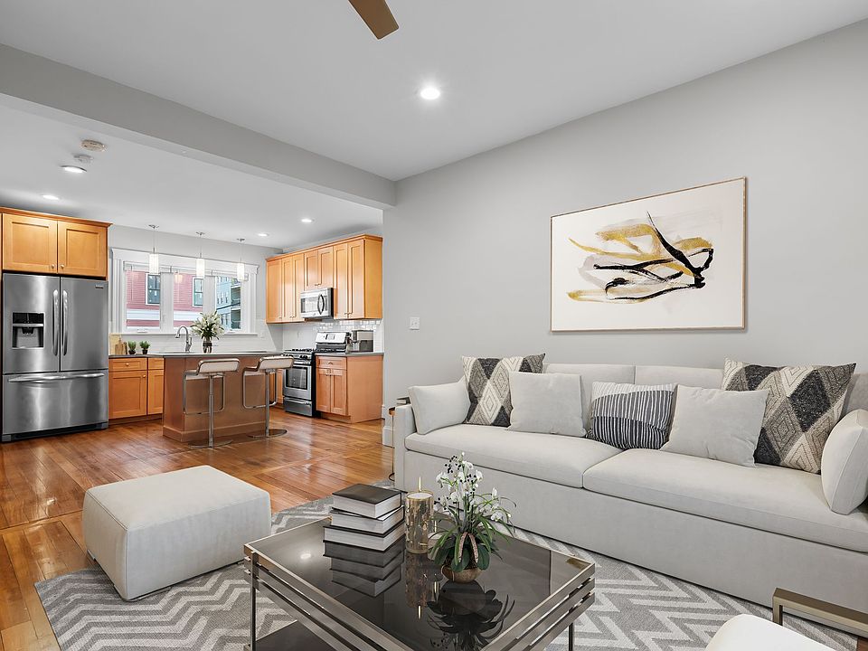 1st image of 71 Williams St #1