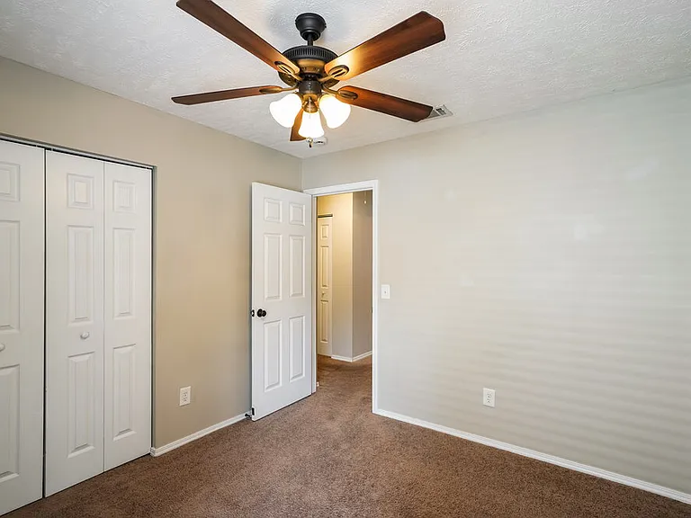 5221 Sunsail Dr — Photo 12