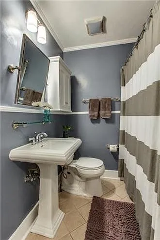 2728 Sharondale Ct — Photo 11
