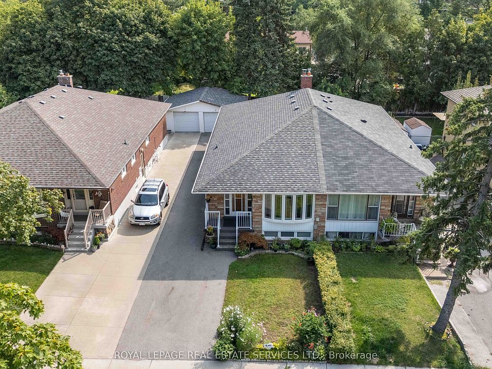 1st image of 102 Wareside Rd