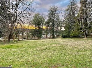 9338 Lee St, Burke, VA 22015