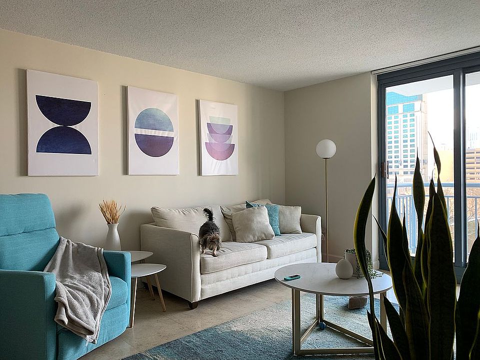 Living room with balcony 