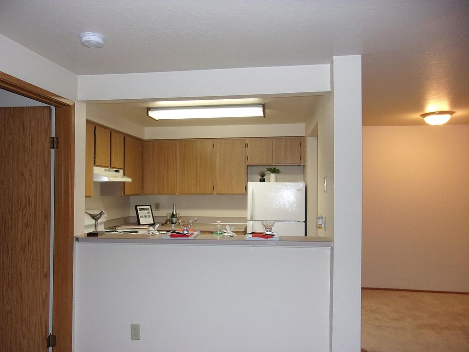 1st image of 7216 NE 142nd St APT M107