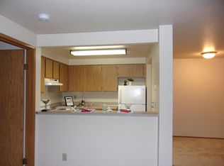 7216 NE 142nd St APT M107, Kirkland, WA 98034