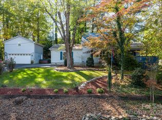 820 Peacehaven Pl NW, Lenoir, NC 28645