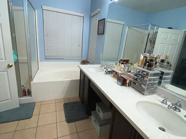 11140 Lakecreek Ct — Photo 11