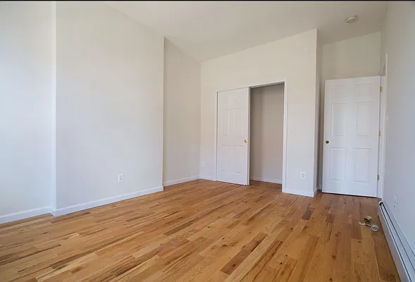 Rented by Nooklyn NYC LLC | media 18