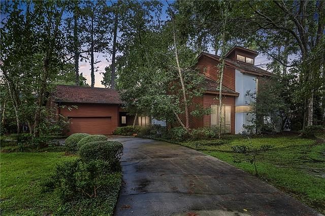 1st image of 101 Longwood Dr