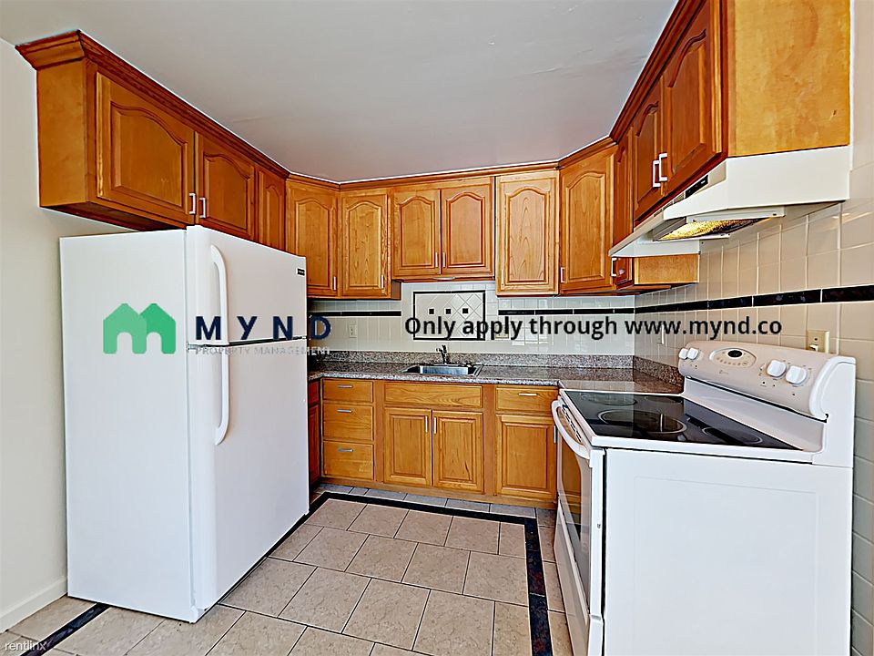 1st image of 670 S 10th St APT 6