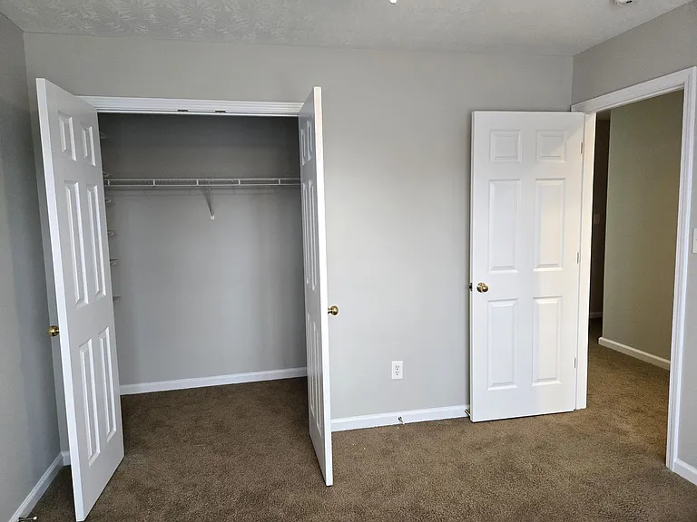 1092 Winding Oak Trl — Photo 28