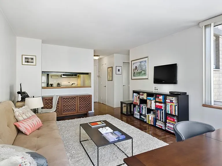 2373 Broadway #529 — Photo 2