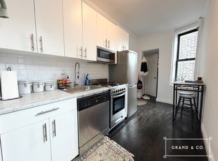 120 Mac Dougal St #20, New York, NY 10012