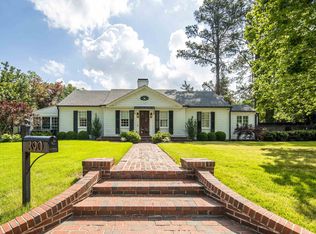 390 Williamsburg Ln, Memphis, TN 38117