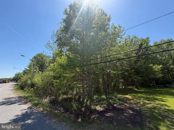 6386 Summit Bridge Rd, Townsend, DE 19734