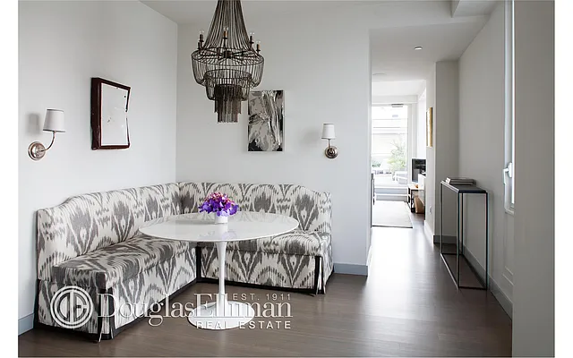 Sold by Douglas Elliman | media 21