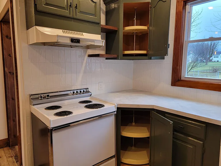 212 W Main St — Photo 9