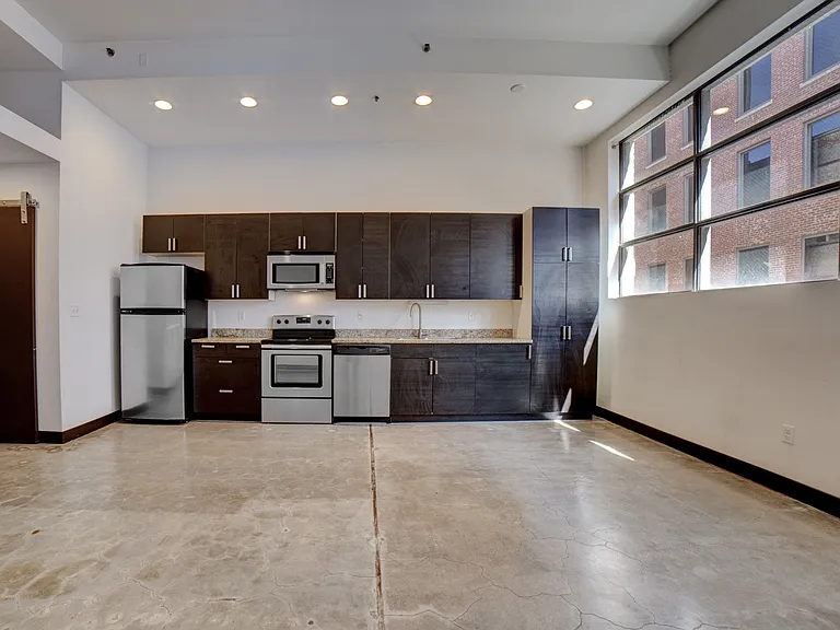 Vandever Lofts — Photo 66