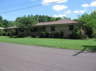 211 W Scott St, Monett, MO 65708