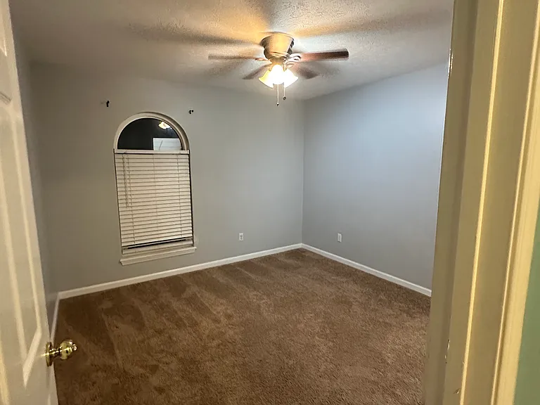174 Treasure Palm Dr — Photo 29