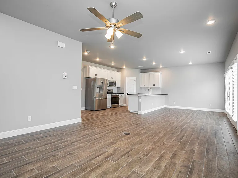 2010 Periwinkle Pl — Photo 3