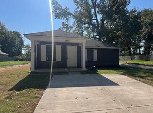 3511 Crow Rd, Memphis, TN 38108