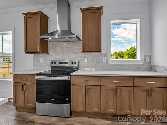 5th image of 145 Prosperity Way