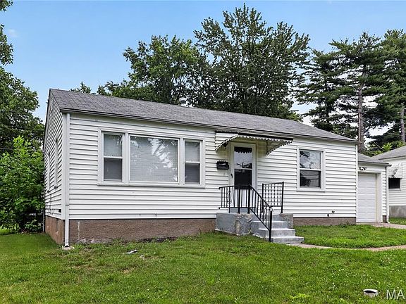 3rd image of 1053 Gabriel Dr