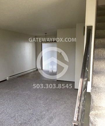 4th image of 1031 NE Cowls St APT 1