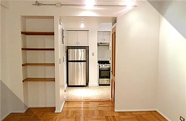 Rented by R New York | media 54