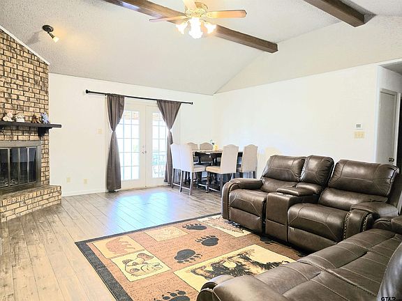 5th image of 304 Hillcreek Dr