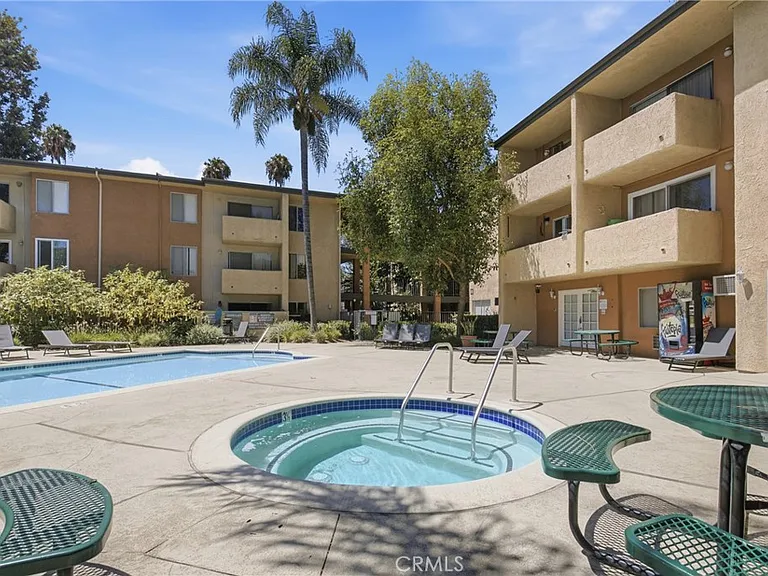15425 Sherman Way #101 — Photo 1