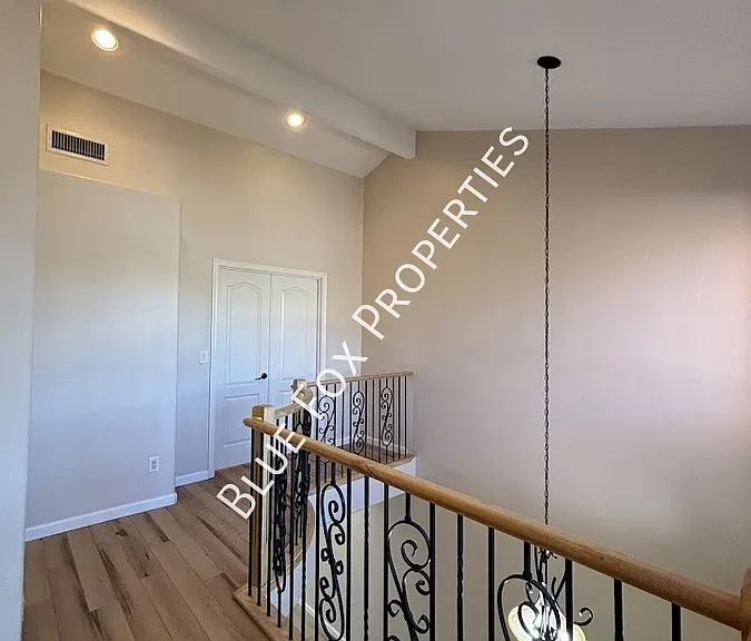 322 N Hasman Dr — Photo 11