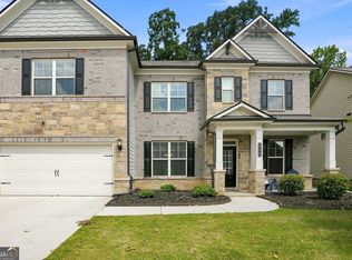 335 Henson Farm Dr, Loganville, GA 30052
