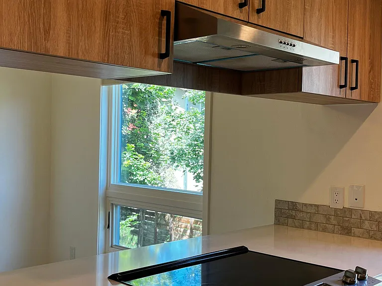 3014 Folsom St #2 — Photo 6