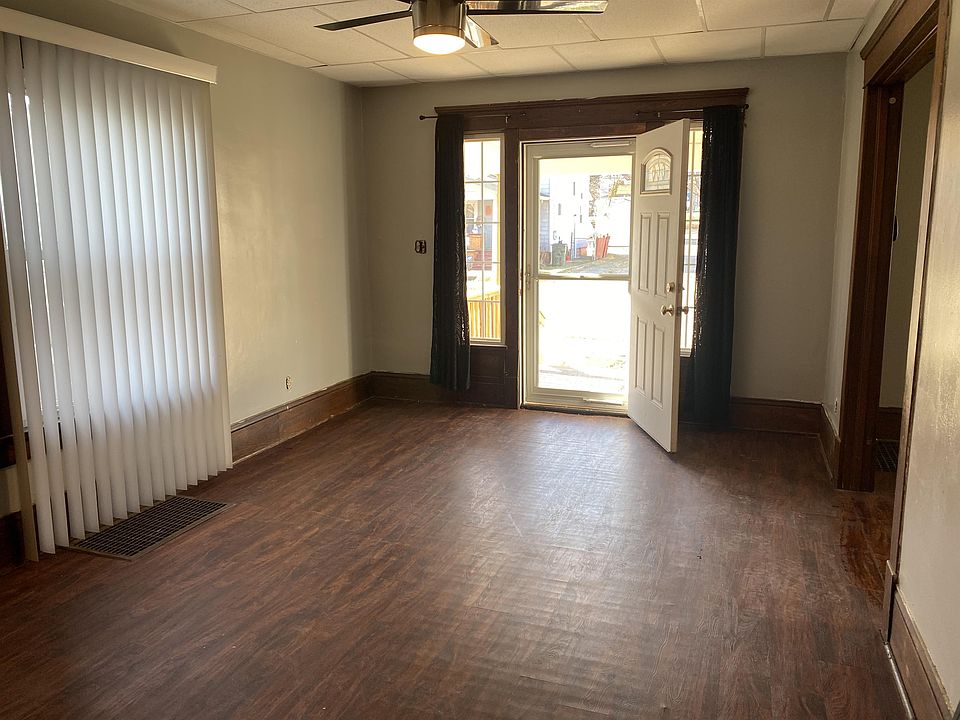 1st image of 1004 Bedford Ave SW