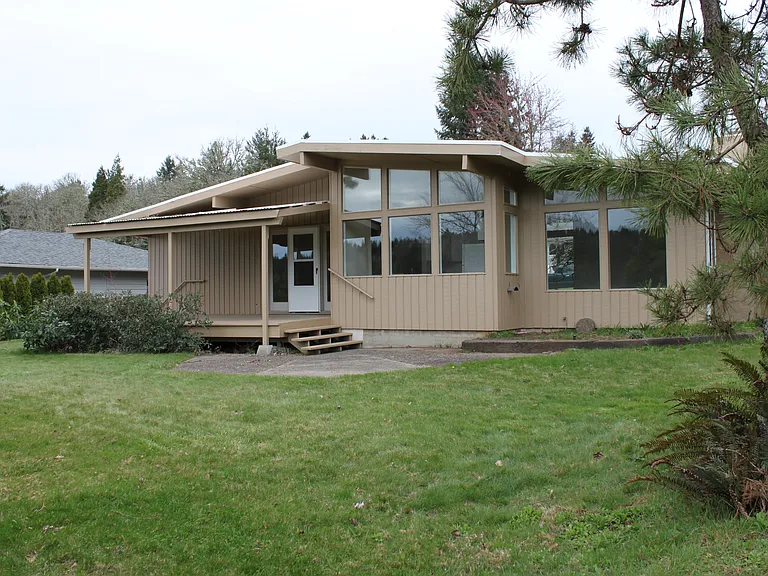 1728 W 34th Pl — Photo 13