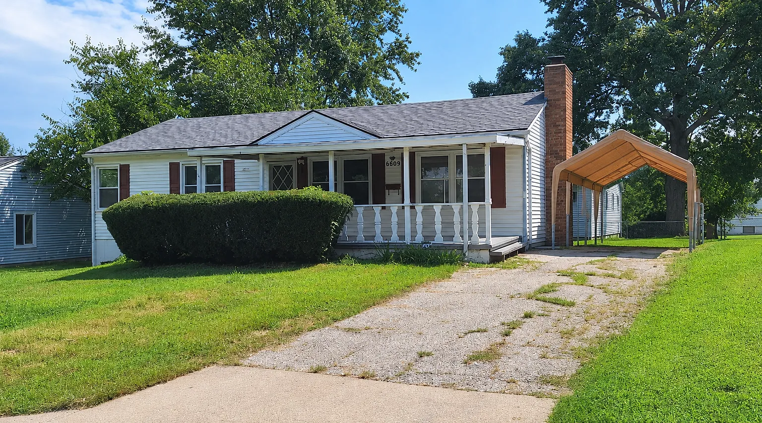3 bed, 1.5 bath, 1104 sqft, $1,625 — Photo 1