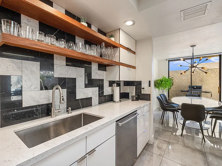 427 N Calle Rolph — Photo 12