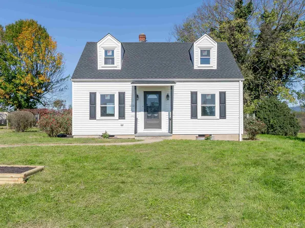 212 E Lee Hwy, New Market, VA 22844