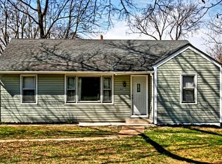 4027 Wright Ave, Saint Ann, MO