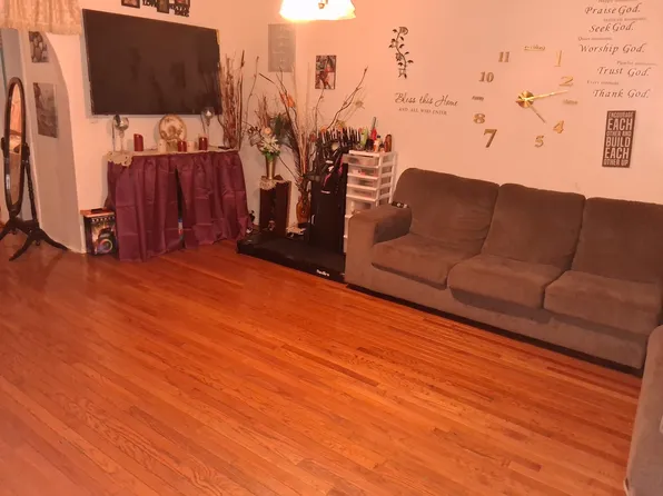 650 Williams Avenue image 16 of 41