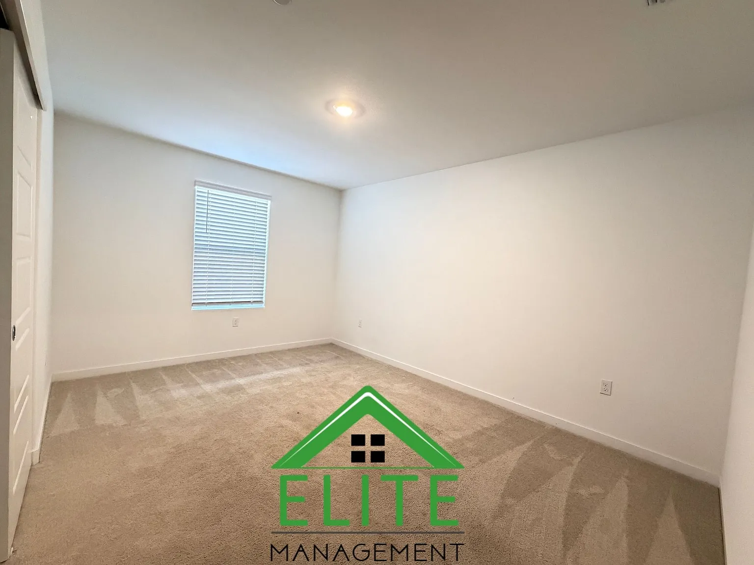 4 bed, 1691 sqft, $2,995 — Photo 2