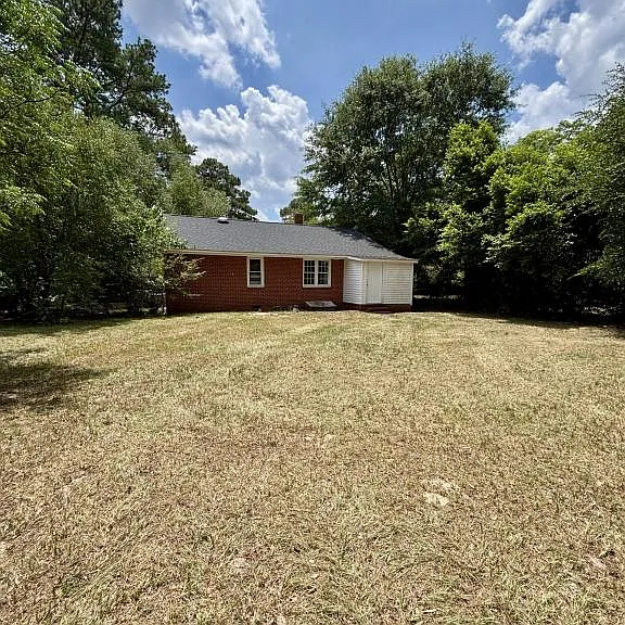 330 Richmond Dr — Photo 20