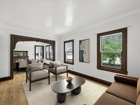 3rd image of 4255 Minnehaha Ave APT 4