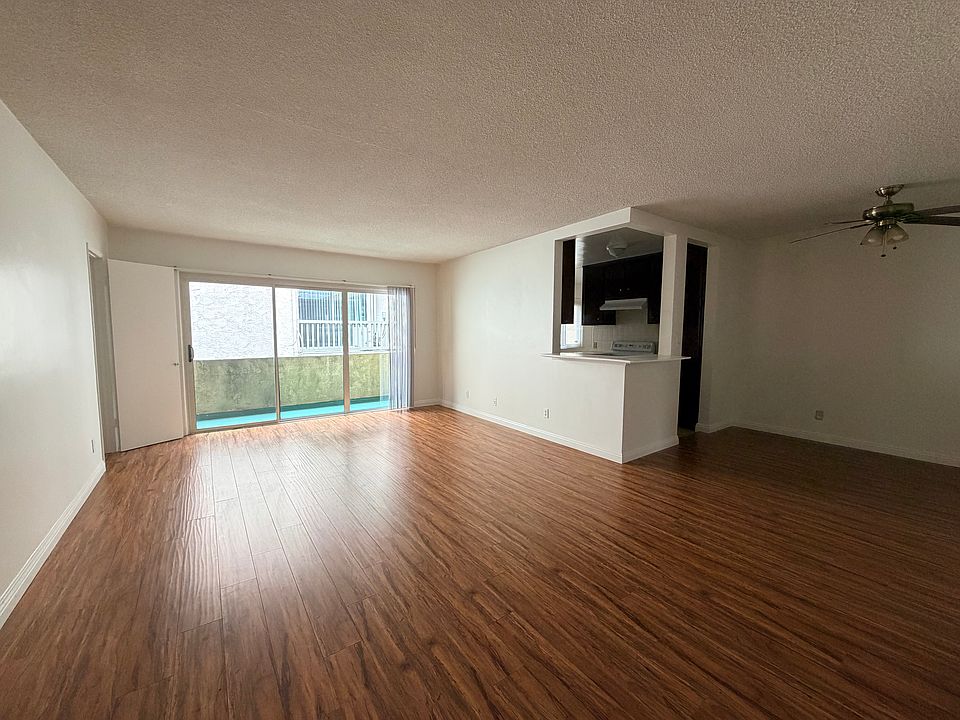 1st image of 8161 Manitoba St #8