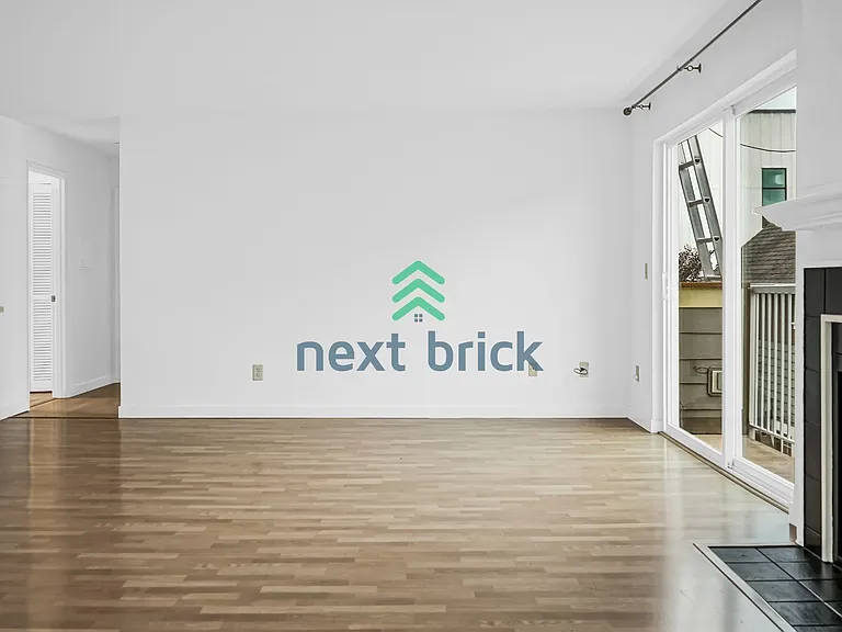 555 Prospect St #4 — Photo 3