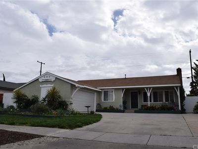 460 W Baker Ave, Fullerton, CA, 92832