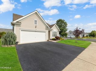 168 Huntington Dr, Jackson, NJ 08527